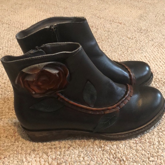 socofy shoes and boots